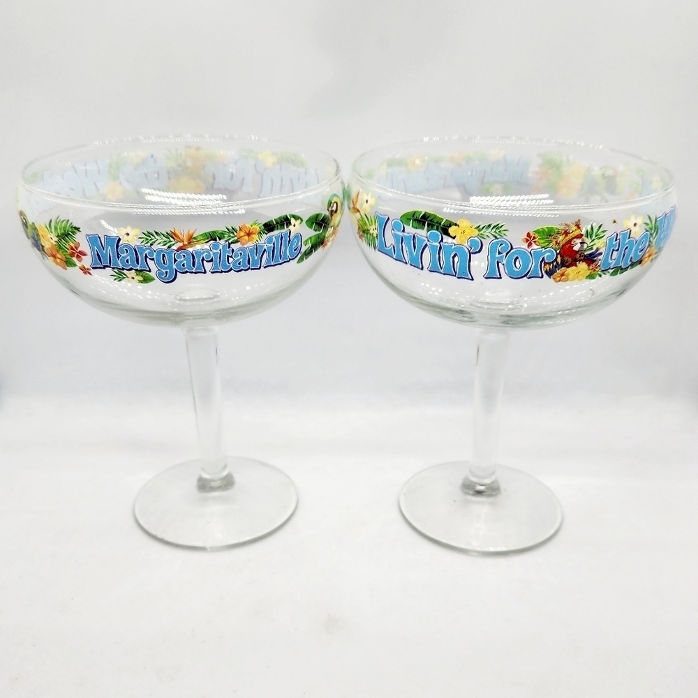 NWOT Set of 2 Margaritaville Livin' for the Weekend Margarita Cocktail Glasses